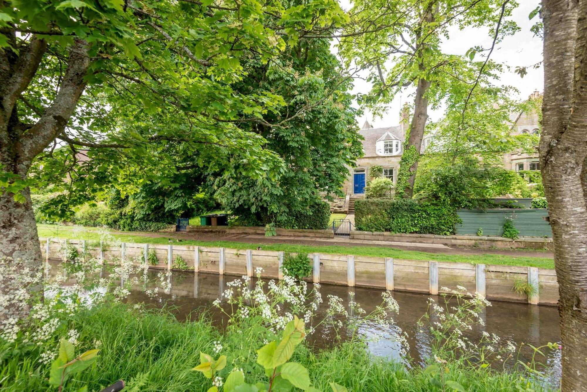 Holiday home House On The Burn *